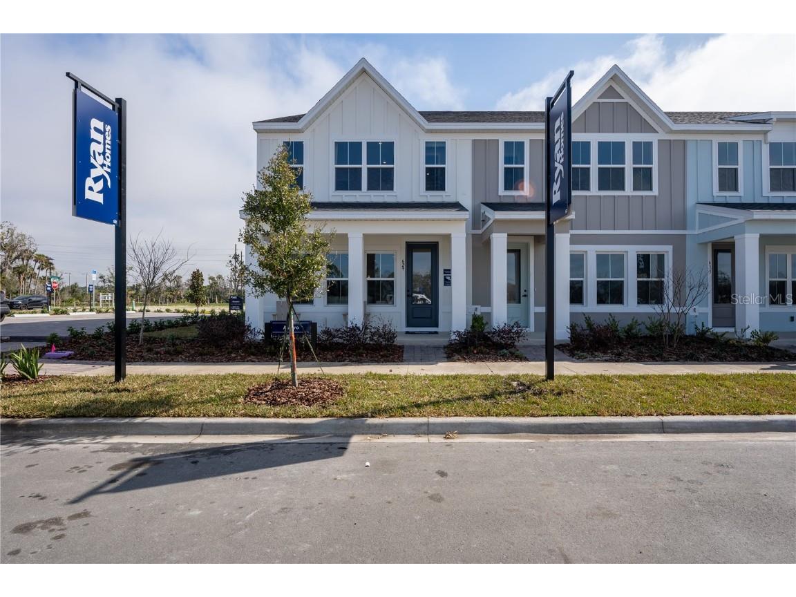 678 Four Leaf Avenue Debary FL 32713 W7872621 image1