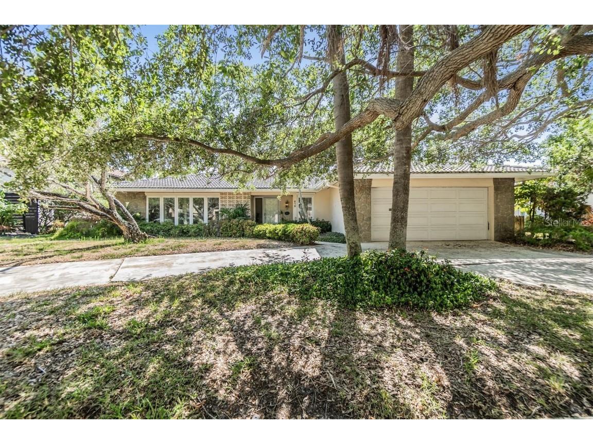 678 Harbor Island Clearwater Beach FL 33767 U8244838 image1