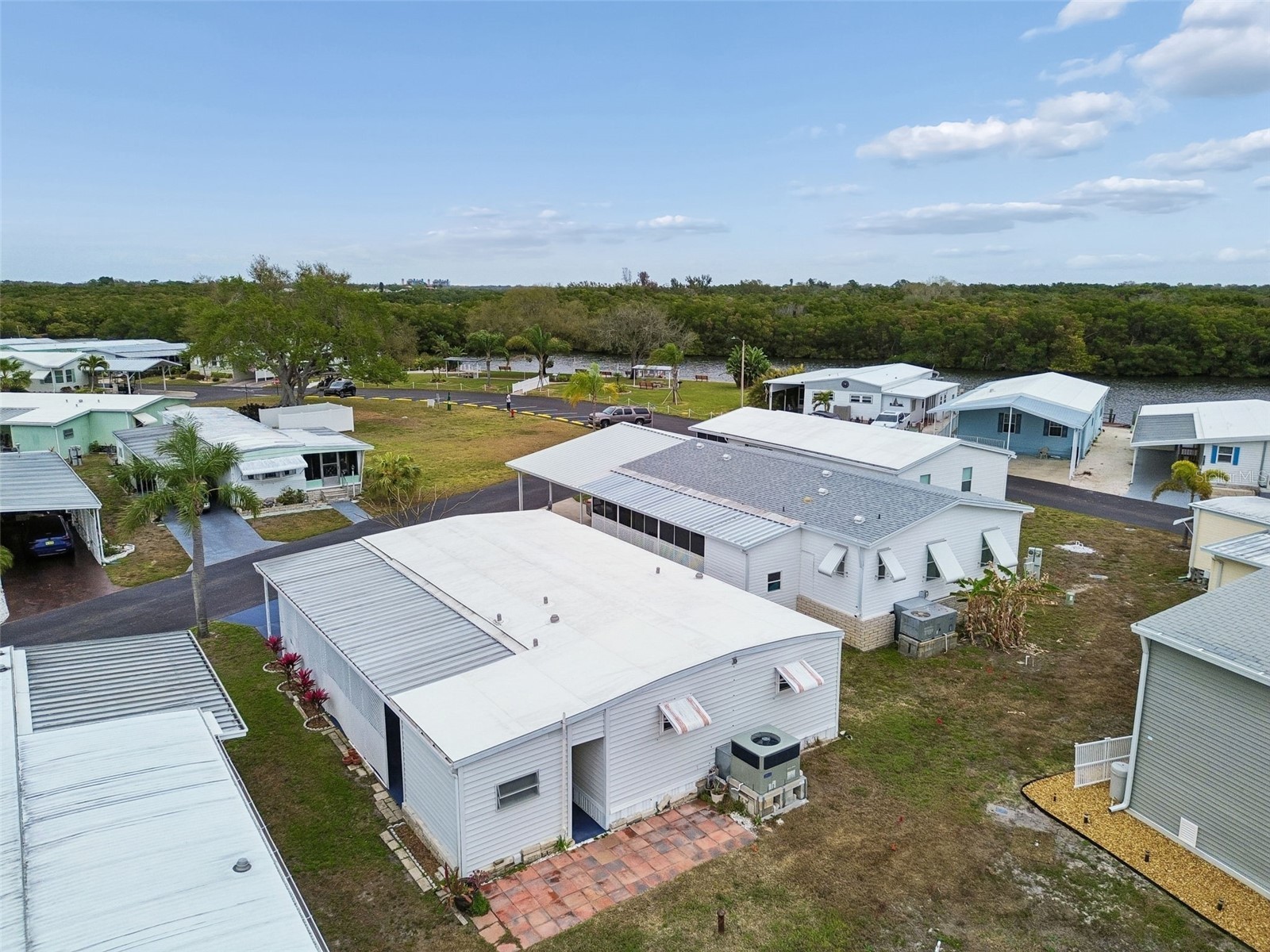 678 Mount Madison Avenue NE #661 Saint Petersburg FL 33702 TB8480116 image46