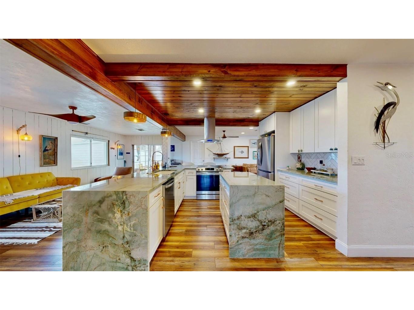 6780 14th Way S Saint Petersburg FL 33705 TB8360584 image2