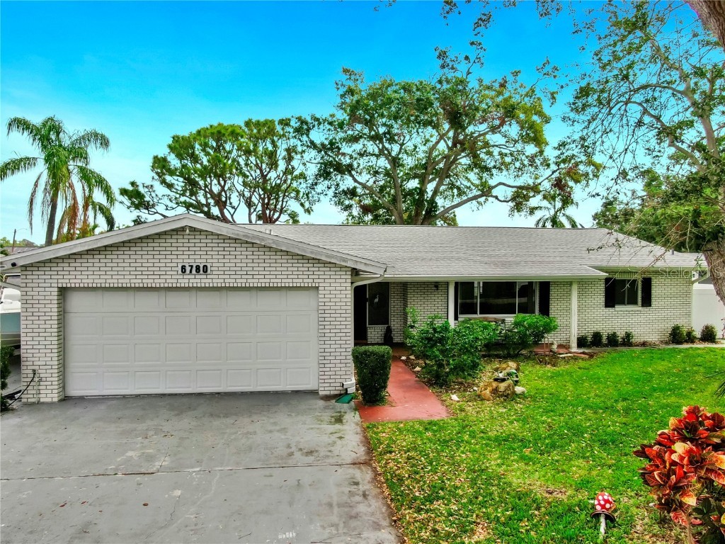 6780 14th Way S Saint Petersburg FL 33705 TB8360584 image55