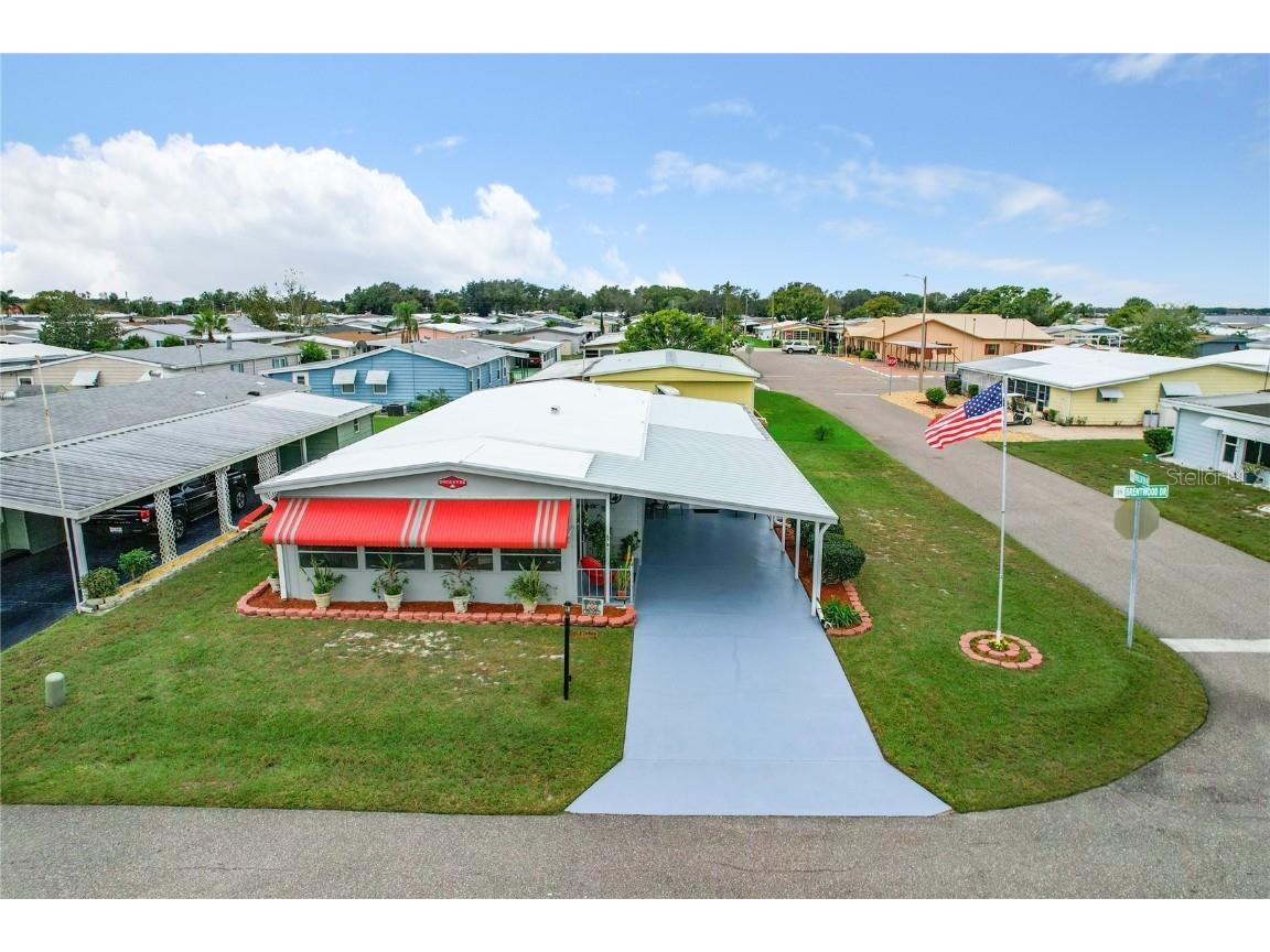 6781 Brentwood Drive NE Winter Haven FL 33881 - LAKE HENRY P4928287 image1