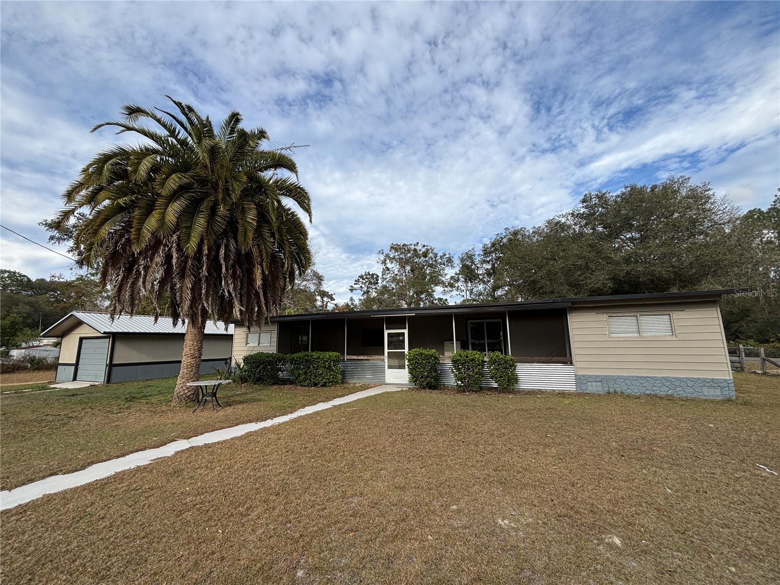 6781 SE 173rd Court Ocklawaha FL 32179 OM715894 image1