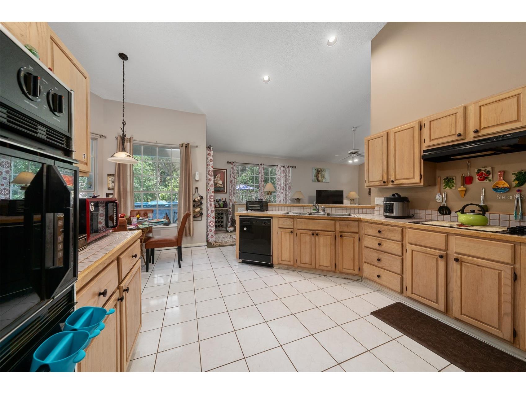6781 W Livingston Street Orlando FL 32835 S5149574 image18