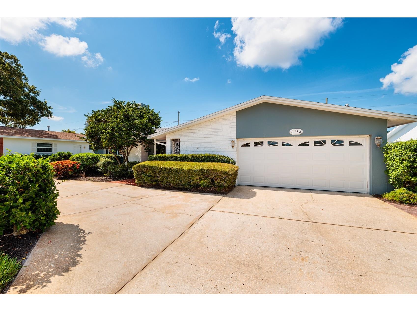 6782 14th Avenue N Saint Petersburg FL 33710 TB8525593 image10