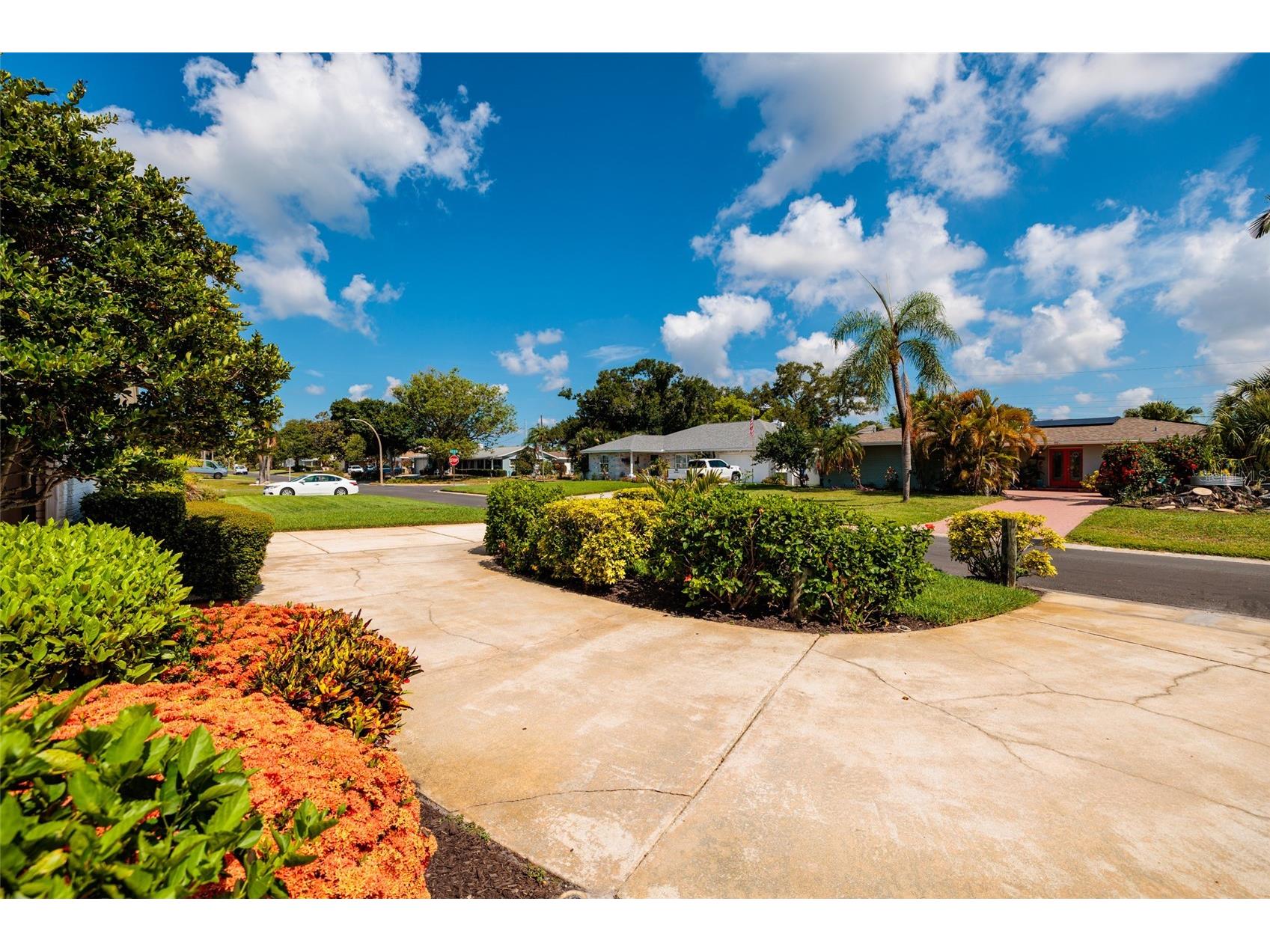 6782 14th Avenue N Saint Petersburg FL 33710 TB8525593 image13