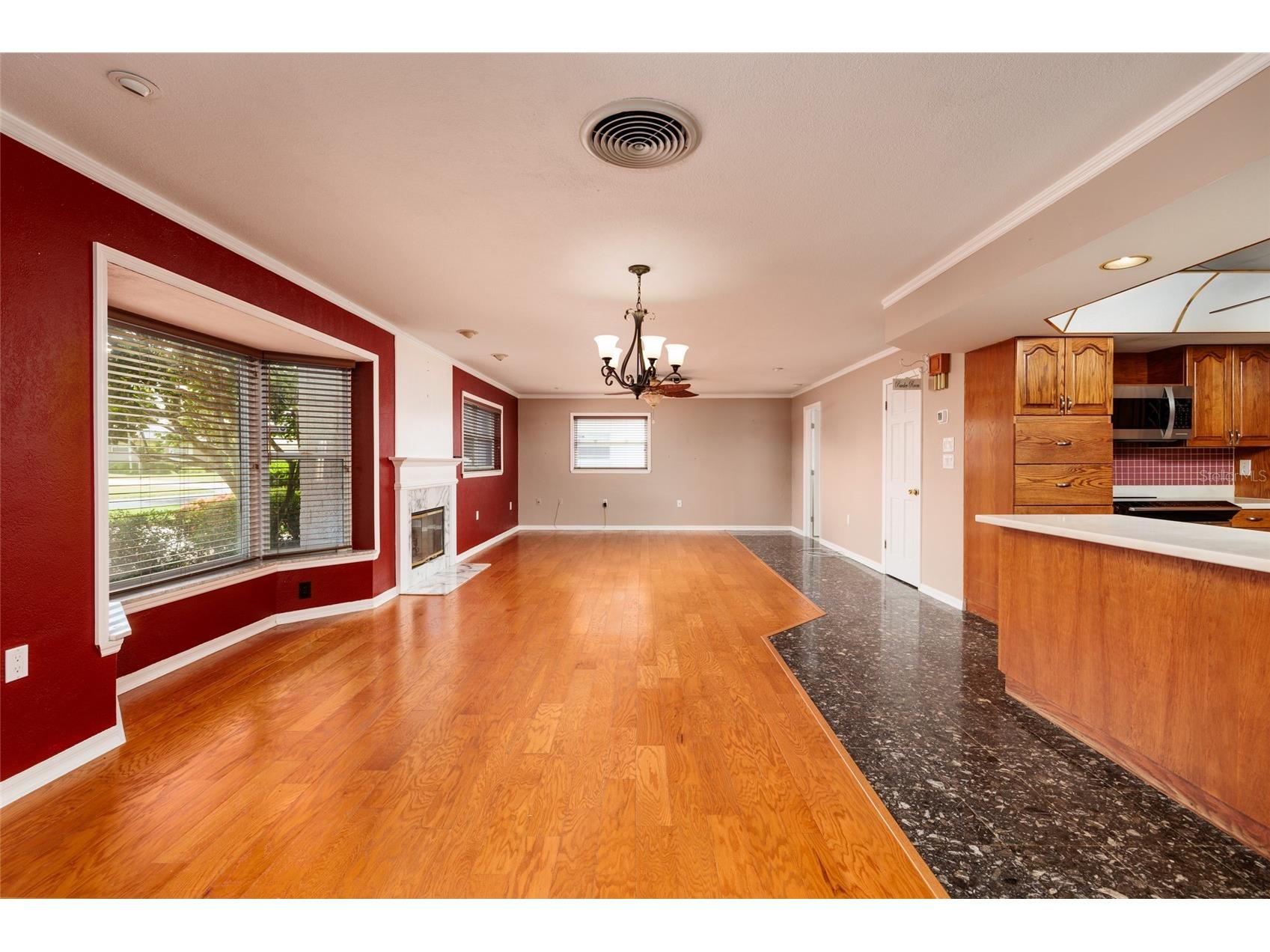 6782 14th Avenue N Saint Petersburg FL 33710 TB8525593 image16