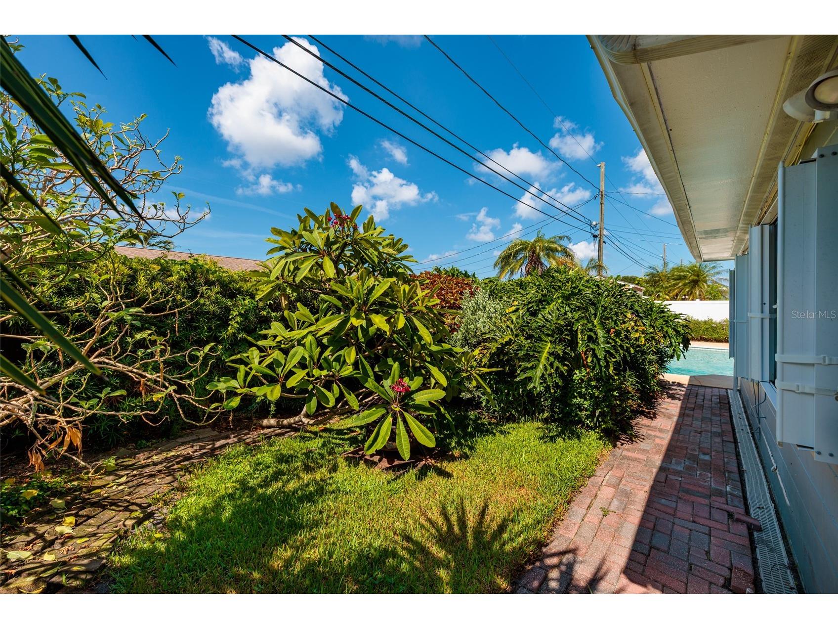 6782 14th Avenue N Saint Petersburg FL 33710 TB8525593 image49