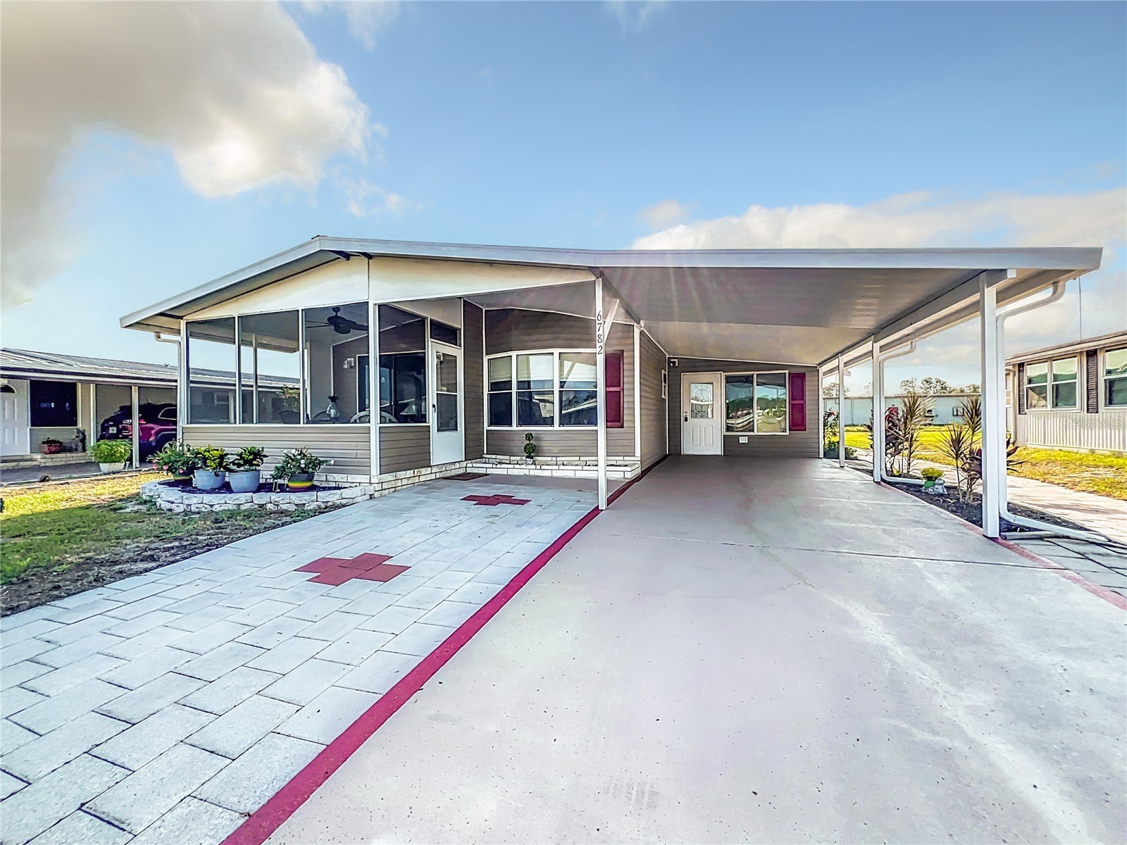 6782 Brentwood Drive NE Winter Haven FL 33881 - LAKE HENRY S5131833 image1