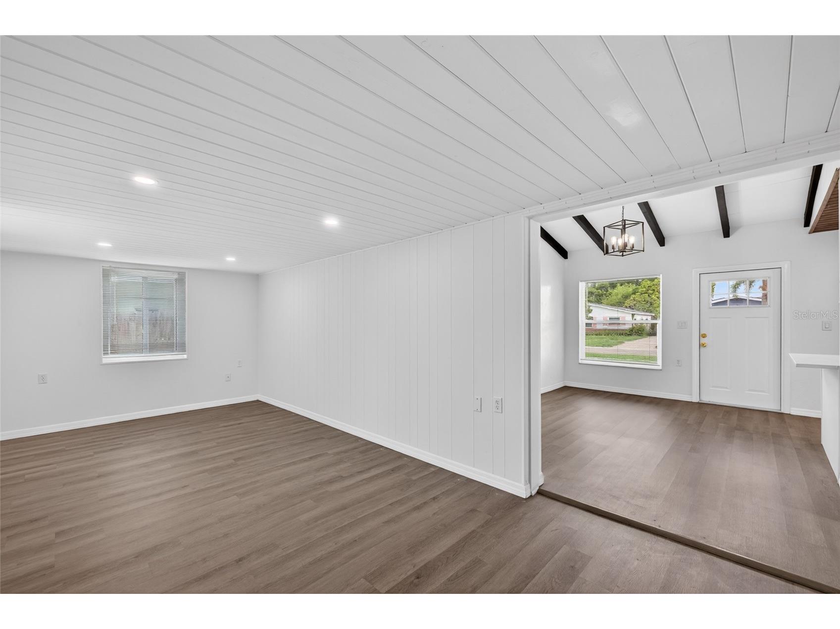 679 71st Ave North Avenue N Saint Petersburg FL 33702 TB8514518 image14