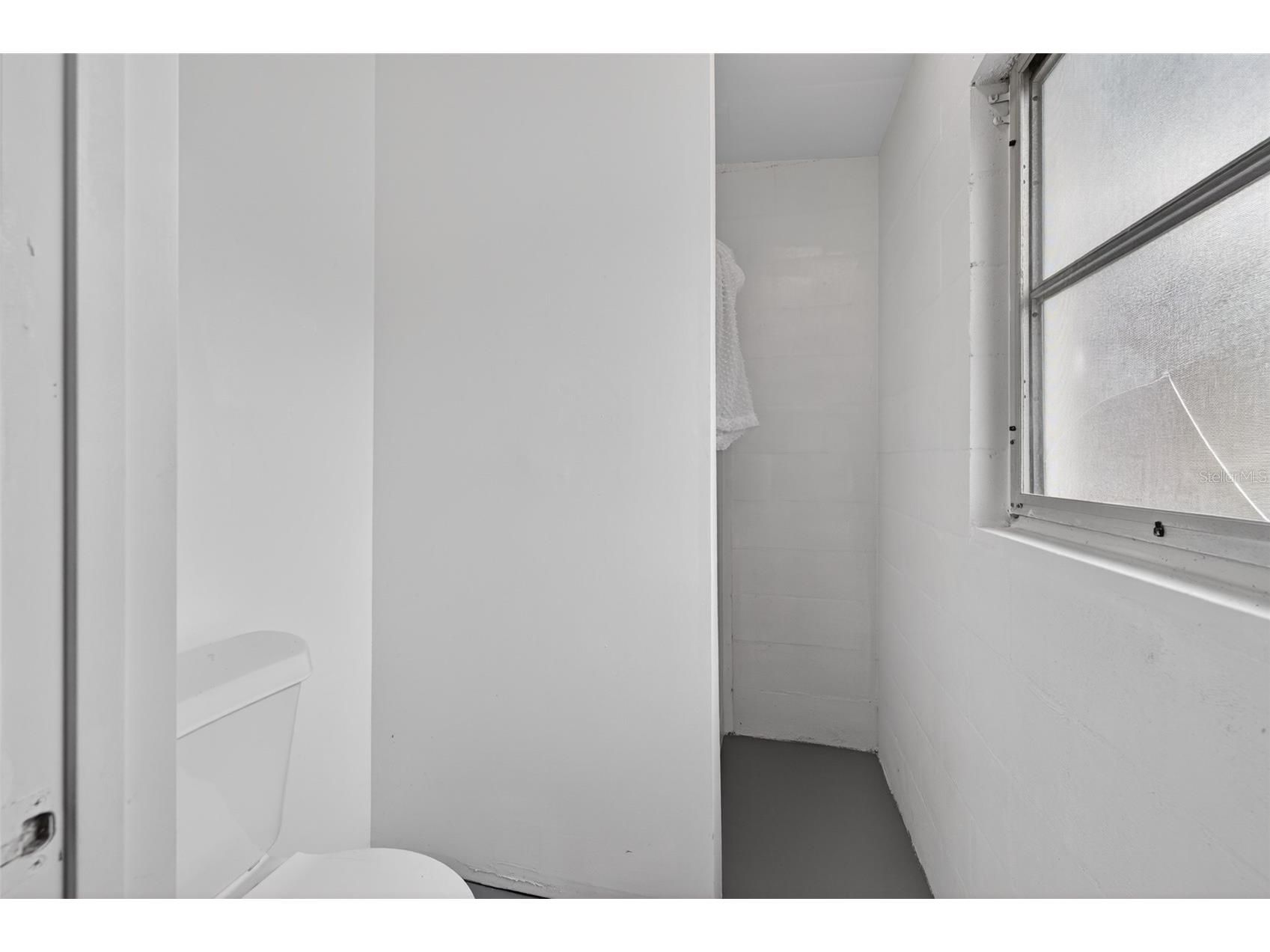 679 71st Ave North Avenue N Saint Petersburg FL 33702 TB8514518 image23
