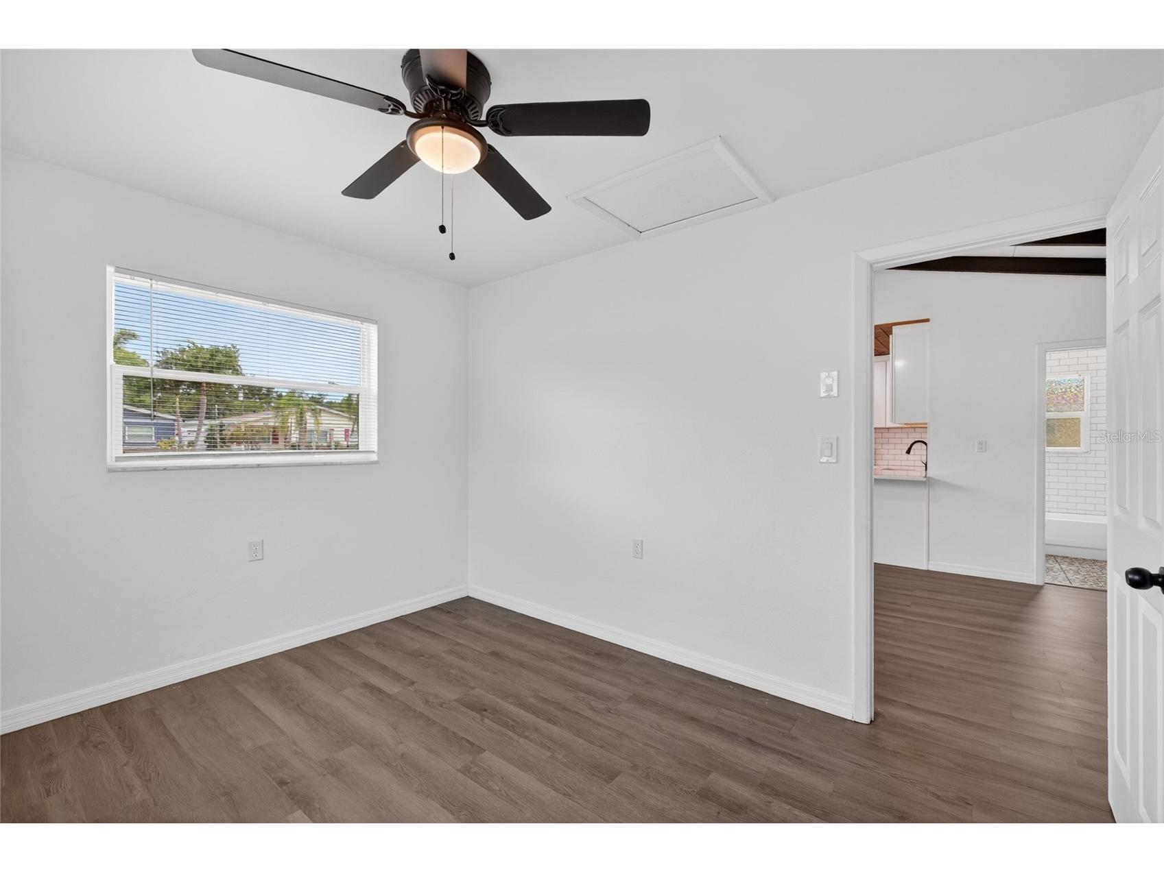 679 71st Ave North Avenue N Saint Petersburg FL 33702 TB8514518 image9
