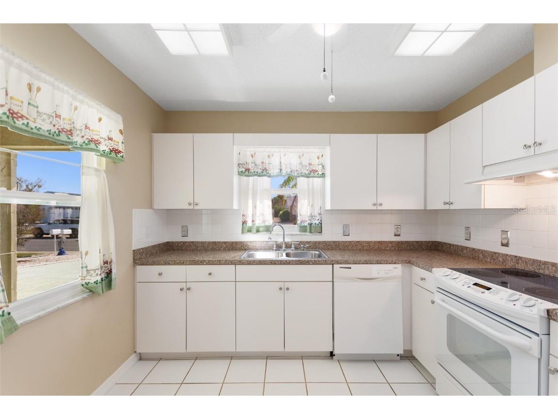 679 Fort Duquesna Drive Sun City Center FL 33573 TB8448089 image11