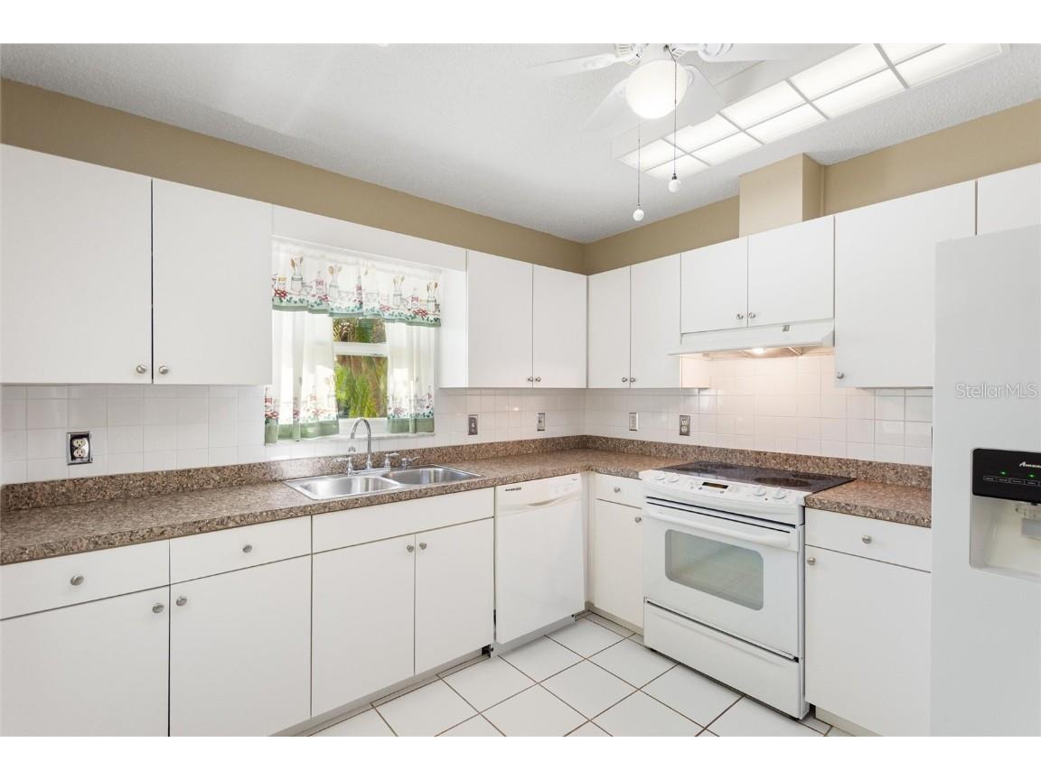 679 Fort Duquesna Drive Sun City Center FL 33573 TB8448089 image2