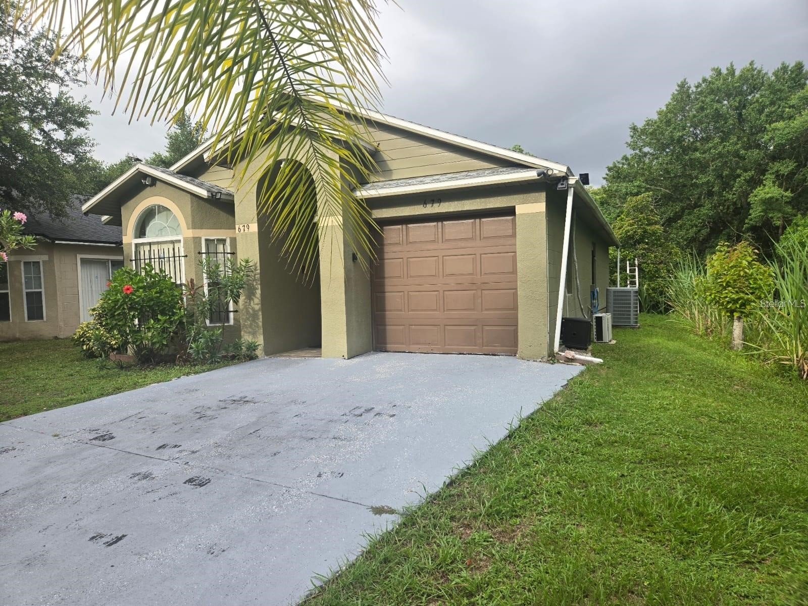 679 Midori Street Orlando FL 32811 O6410828 image1