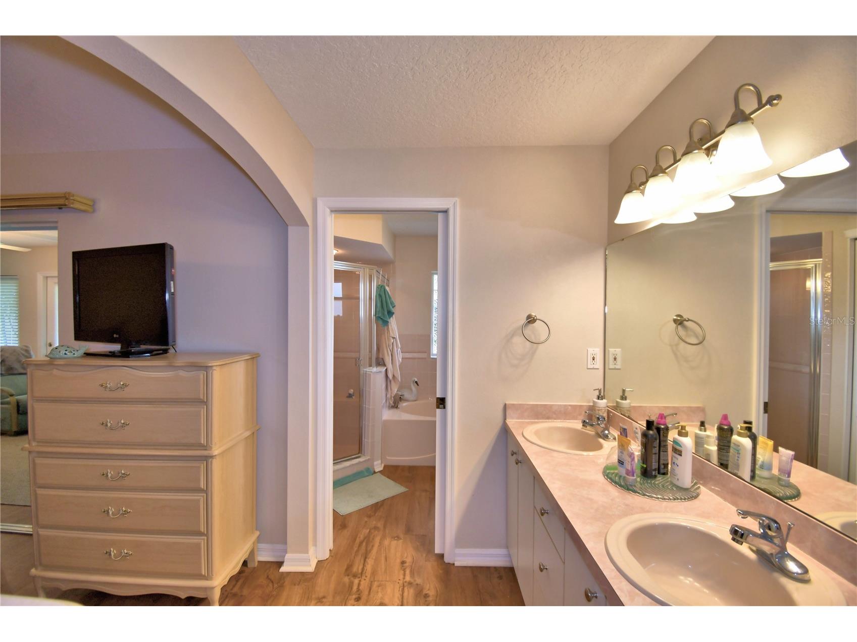 679 Sweetwater Way E Haines City FL 33844 L4961347 image32