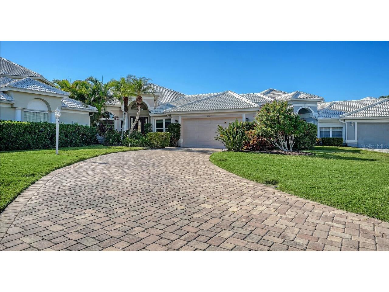 6790 Paseo Castille Sarasota FL 34238 A4670254 image1