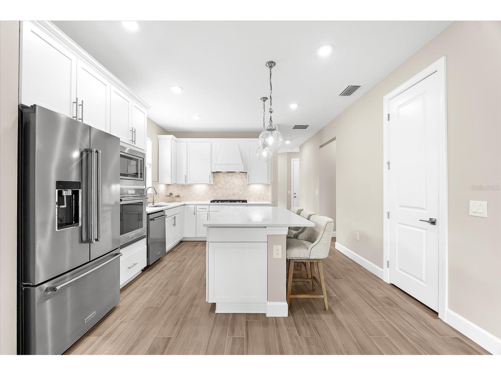 6791 Alstead Circle Lakewood Ranch FL 34202 TB8467177 image2