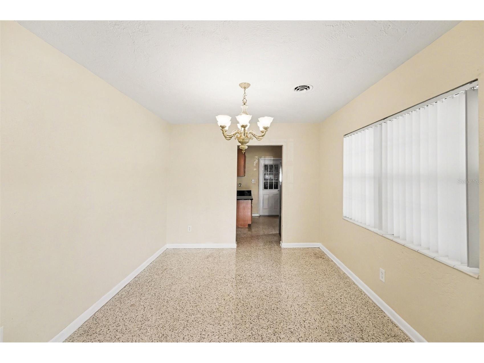 6795 23rd Street S Saint Petersburg FL 33712 TB8476296 image6