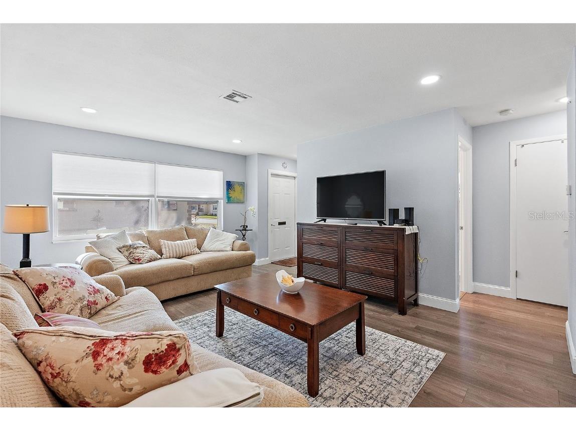 6795 Armand Place N #4 Pinellas Park FL 33781 TB8448122 image3