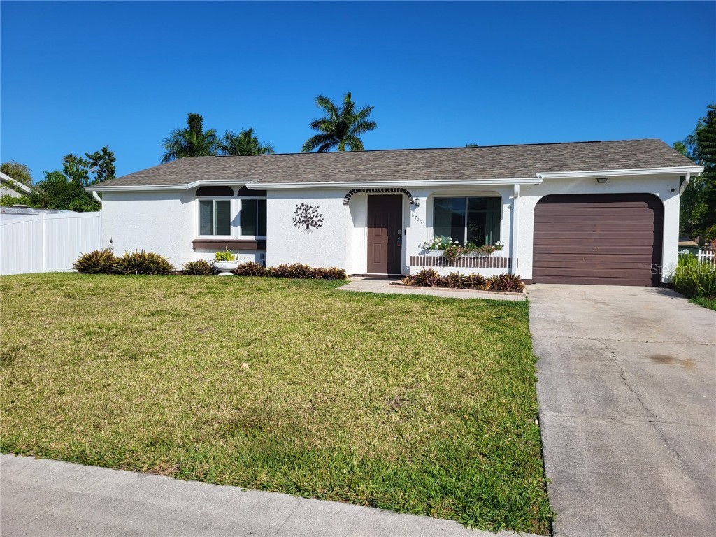 6795 Kenwood Drive North Port FL 34287 N6131433 image1
