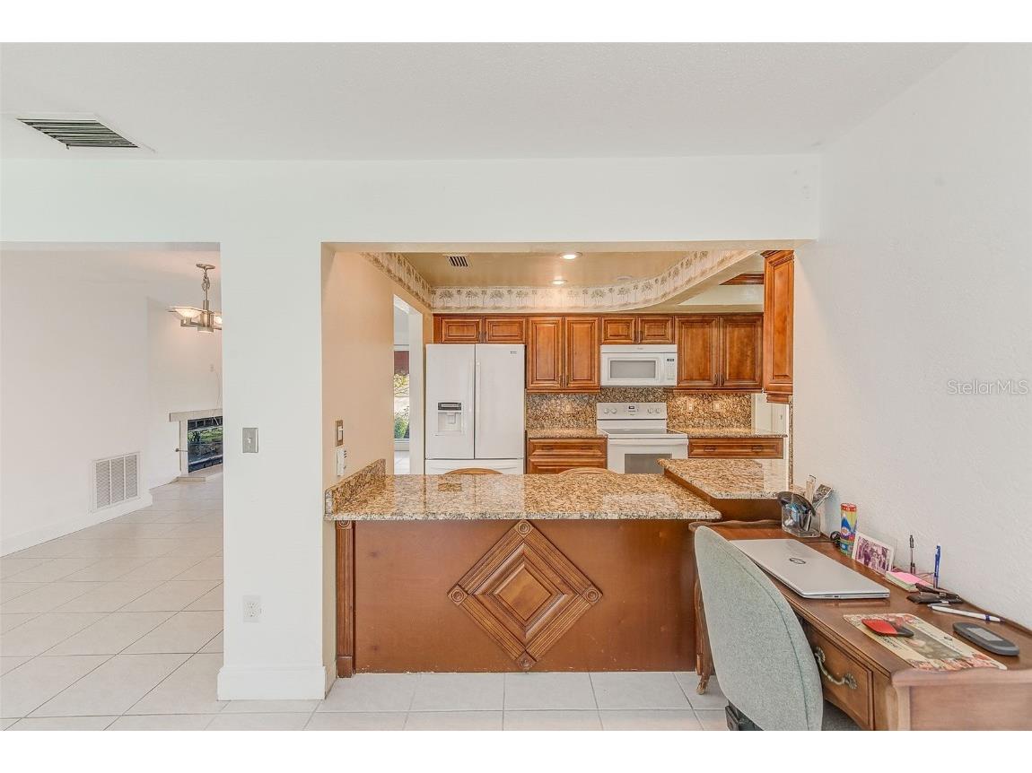 6796 122nd Street Seminole FL 33772 TB8454421 image12