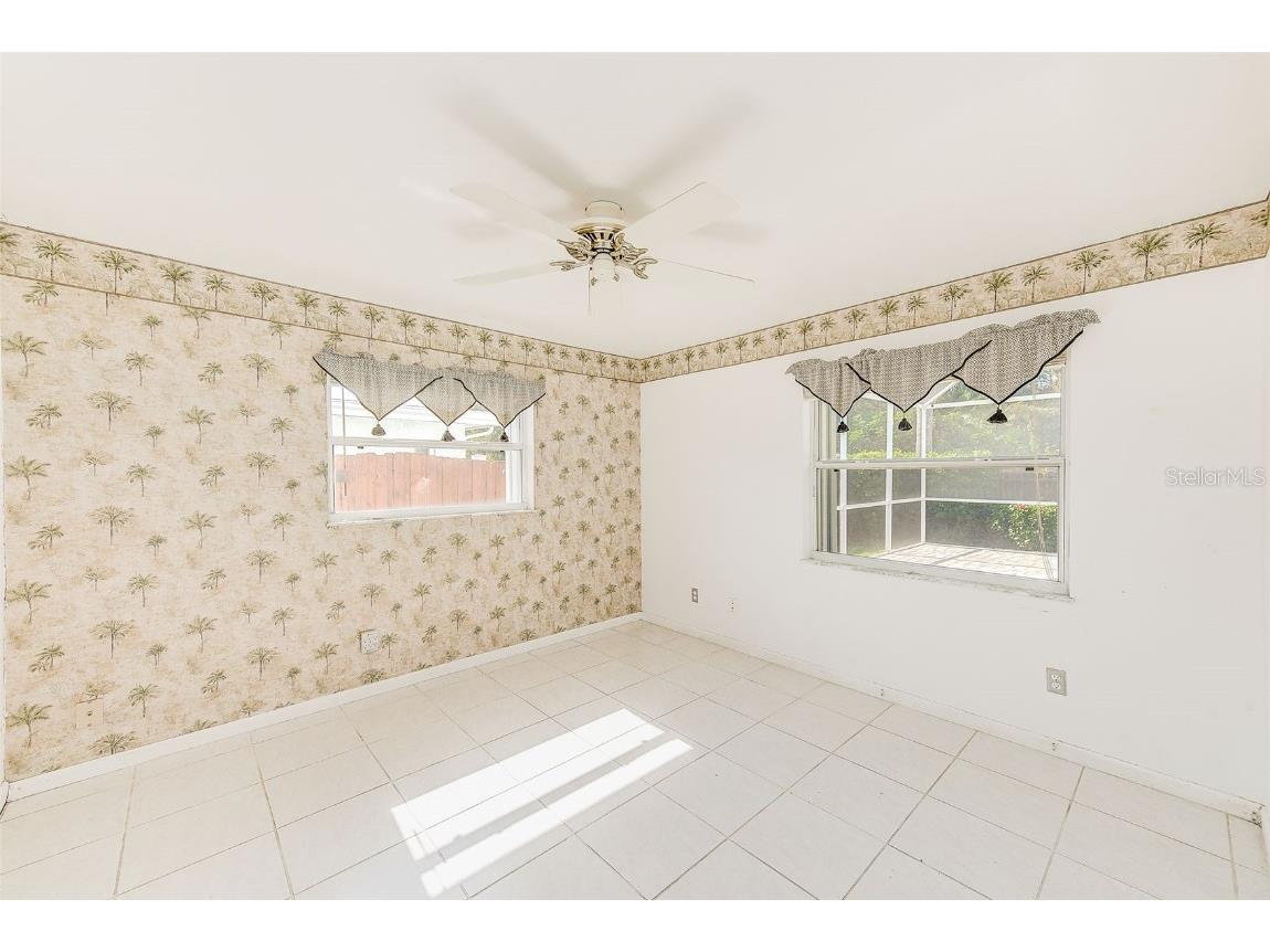 6796 122nd Street Seminole FL 33772 TB8454421 image17