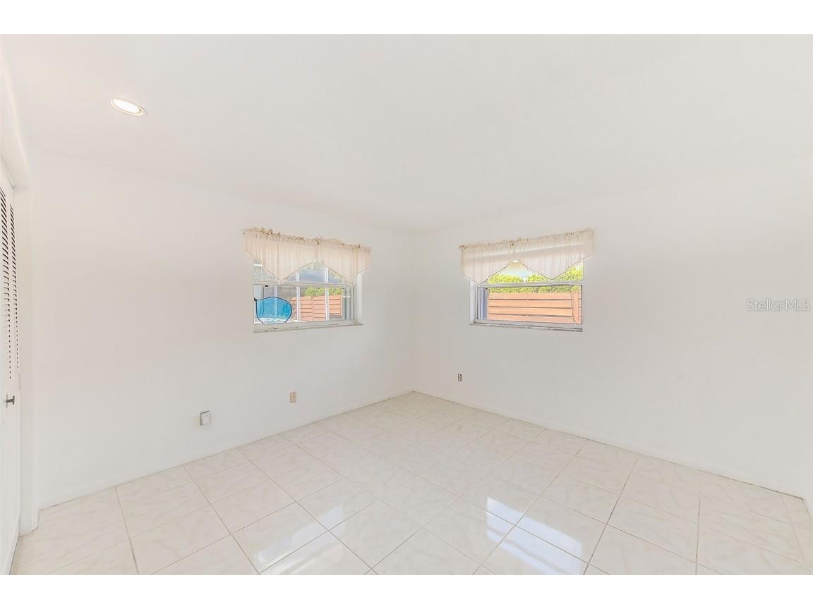 6796 122nd Street Seminole FL 33772 TB8454421 image20