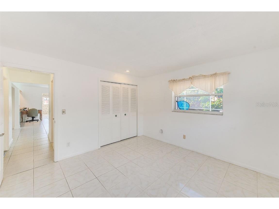 6796 122nd Street Seminole FL 33772 TB8454421 image21