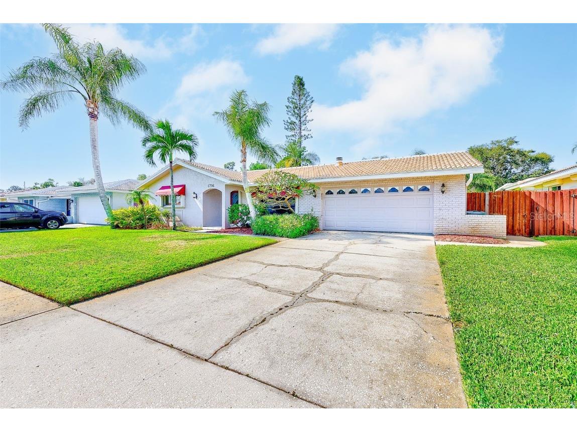 6796 122nd Street Seminole FL 33772 TB8454421 image30