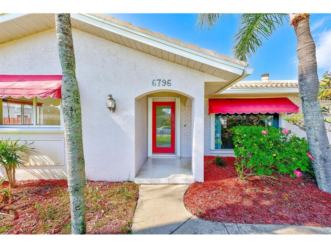 6796 122nd Street Seminole FL 33772 TB8454421 image31