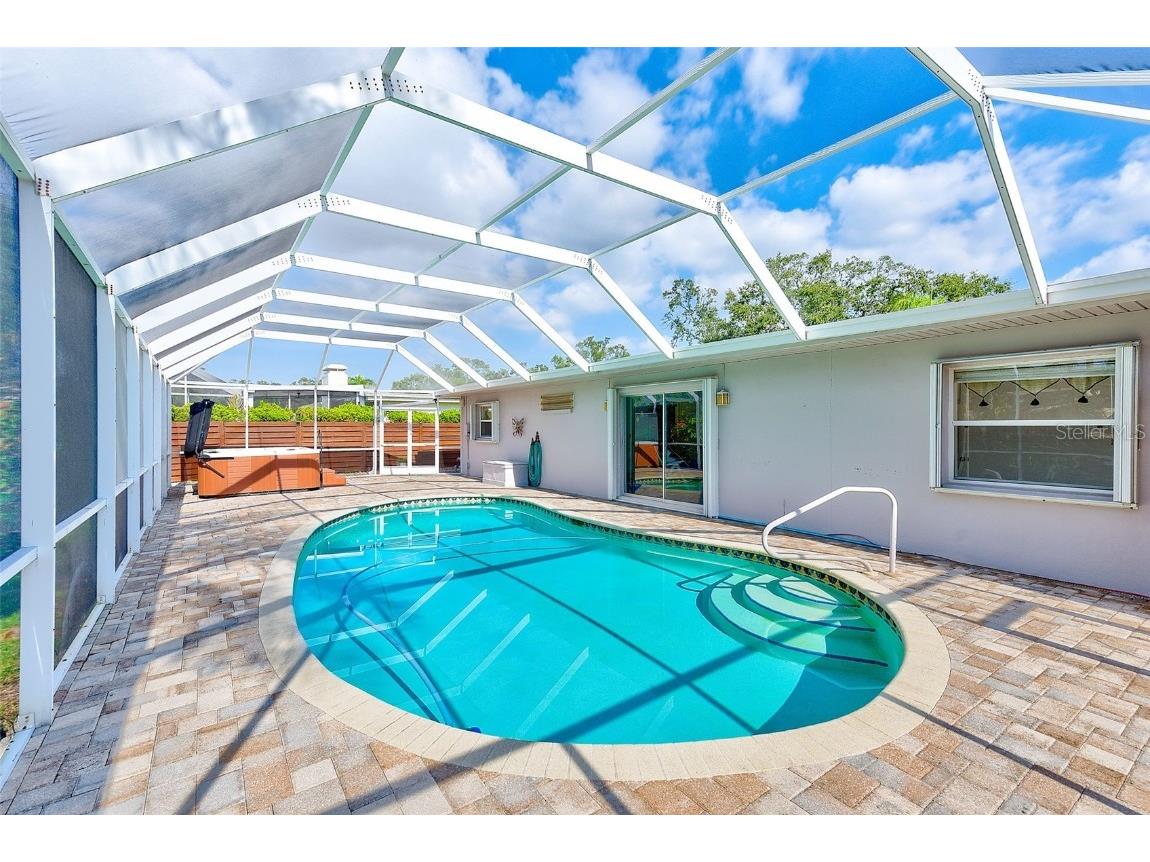 6796 122nd Street Seminole FL 33772 TB8454421 image33