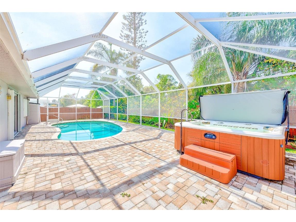 6796 122nd Street Seminole FL 33772 TB8454421 image35