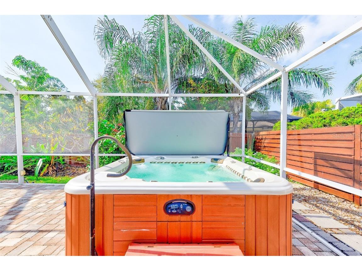 6796 122nd Street Seminole FL 33772 TB8454421 image36