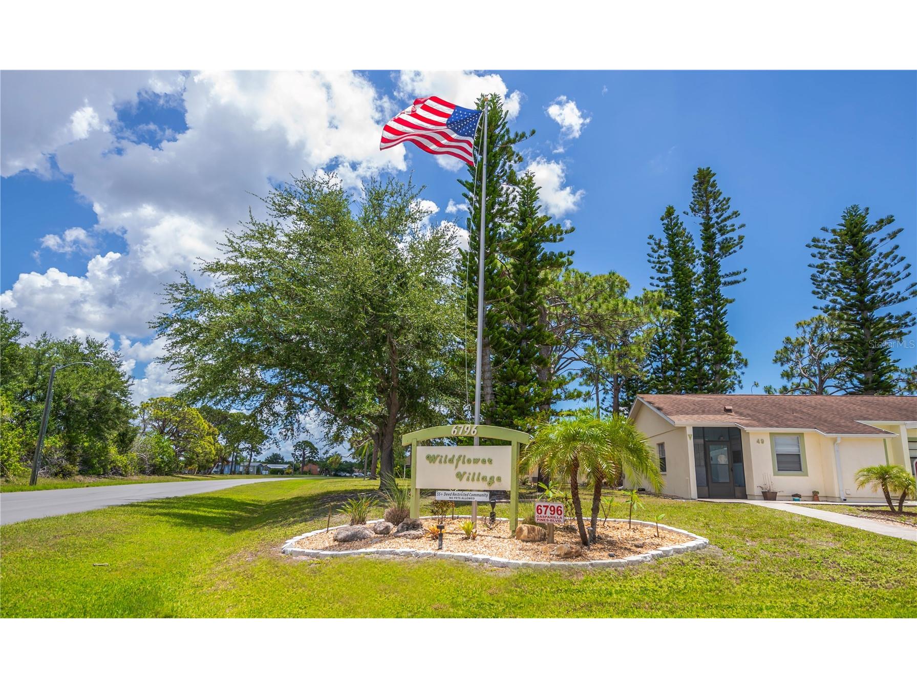 6796 Gasparilla Pines Boulevard #10 Englewood FL 34224 D6147477 image1