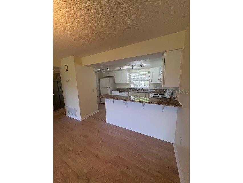68 Country Club Drive Largo FL 33771 TB8474725 image4