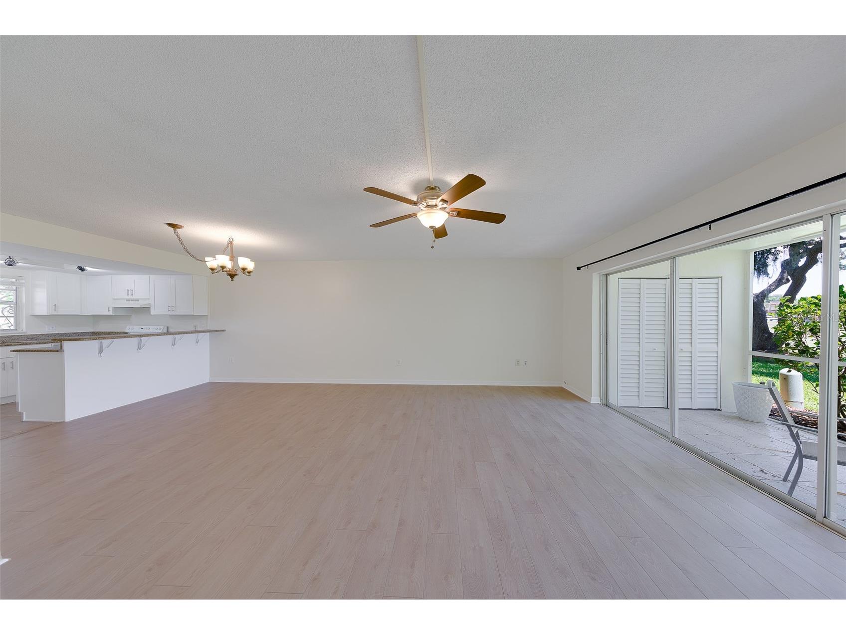 68 Country Club Drive Largo FL 33771 TB8524230 image14