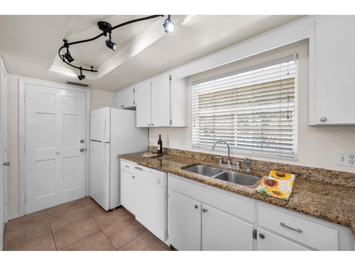 68 Country Club Drive #N/A Largo FL 33771 TB8454632 image14