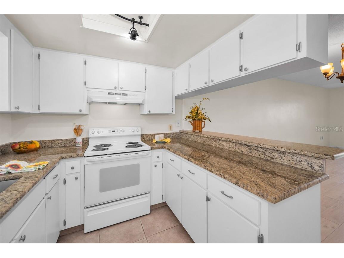 68 Country Club Drive #N/A Largo FL 33771 TB8454632 image15