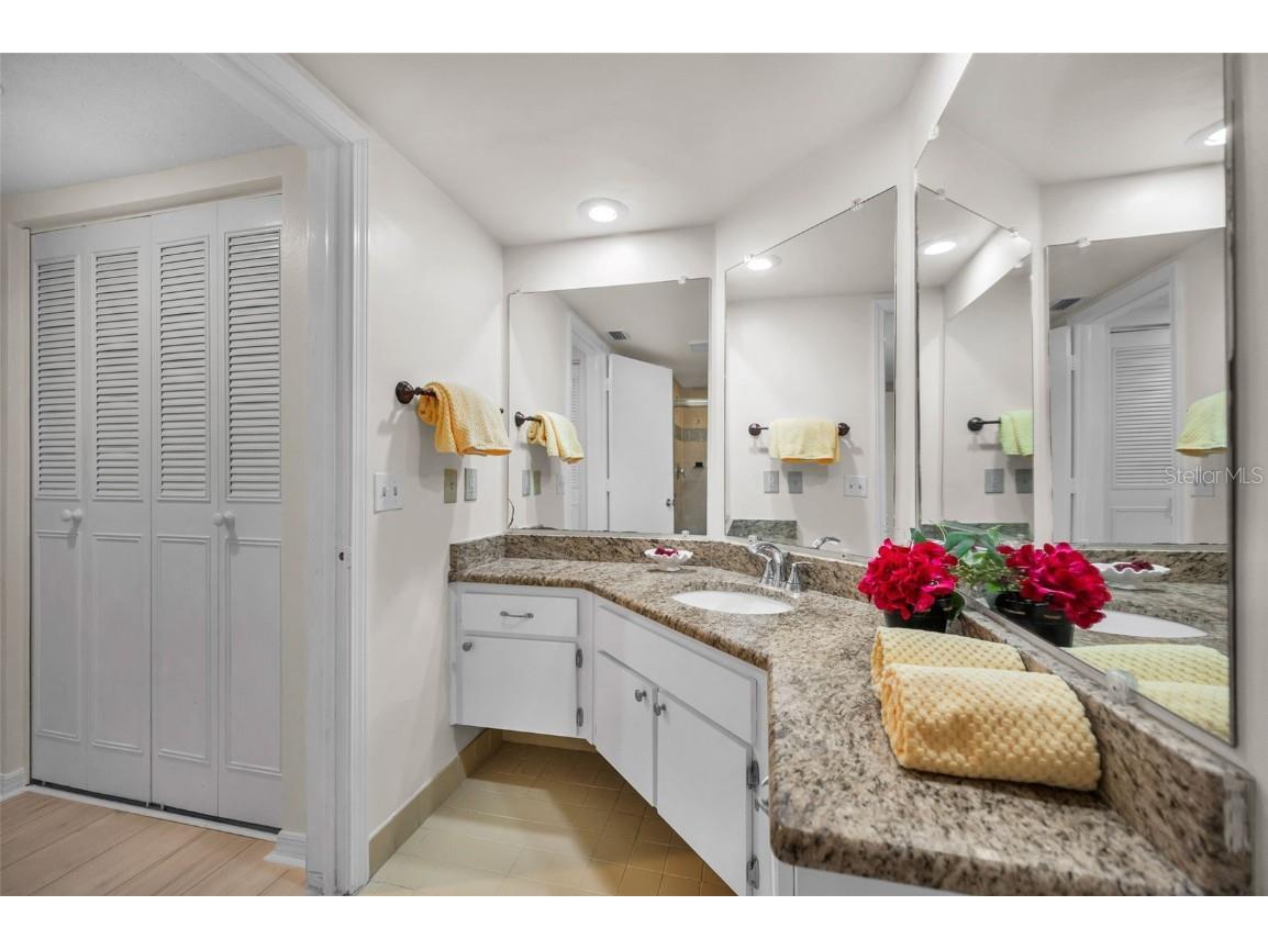 68 Country Club Drive #N/A Largo FL 33771 TB8454632 image20