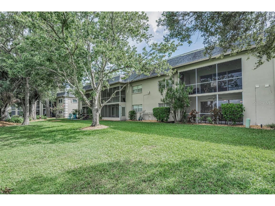 68 Country Club Drive #N/A Largo FL 33771 TB8454632 image29