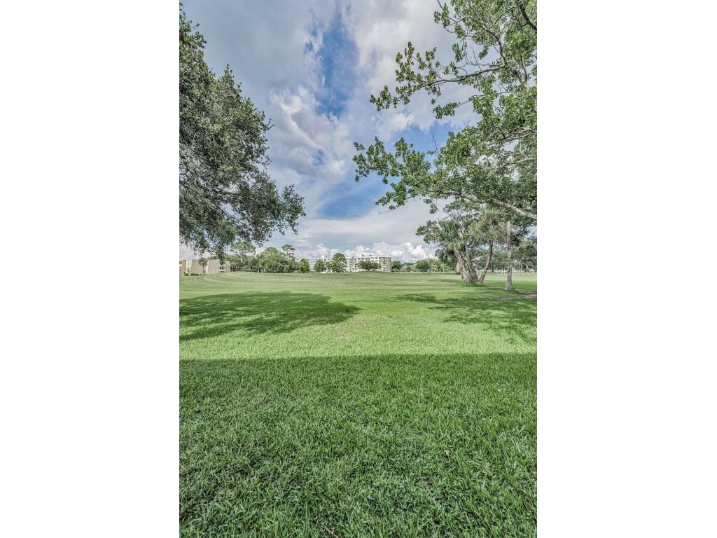 68 Country Club Drive #N/A Largo FL 33771 TB8454632 image30