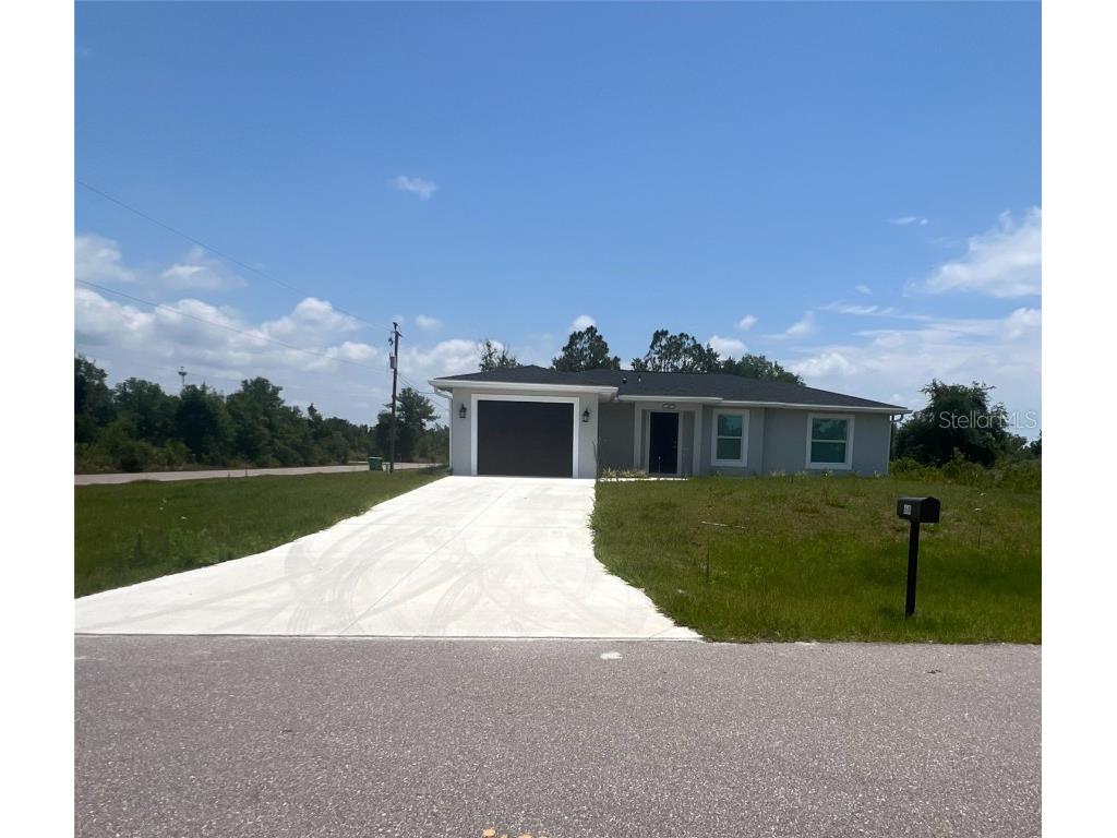 68 Evergreen Street Punta Gorda FL 33982 C7492879 image1