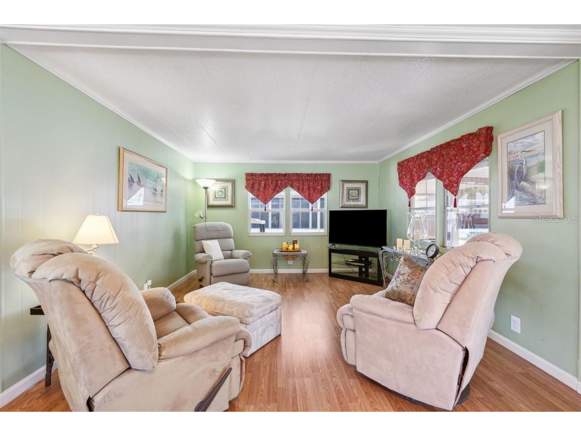 68 Thatch Palm St E Largo FL 33770 TB8444983 image10