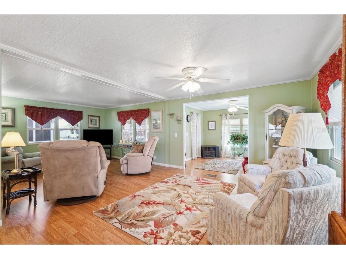 68 Thatch Palm St E Largo FL 33770 TB8444983 image9