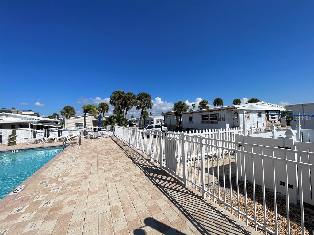 68 Twin Shores Boulevard Longboat Key FL 34228 A4669512 image12