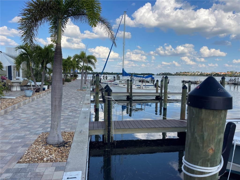 68 Twin Shores Boulevard Longboat Key FL 34228 A4669512 image6