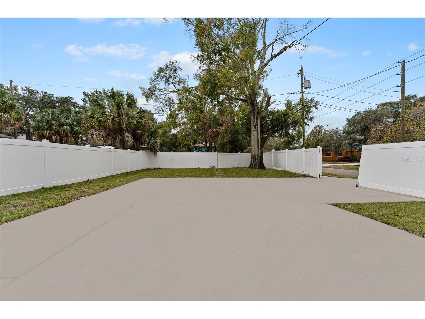 680 25th Avenue S Saint Petersburg FL 33705 TB8509837 image19