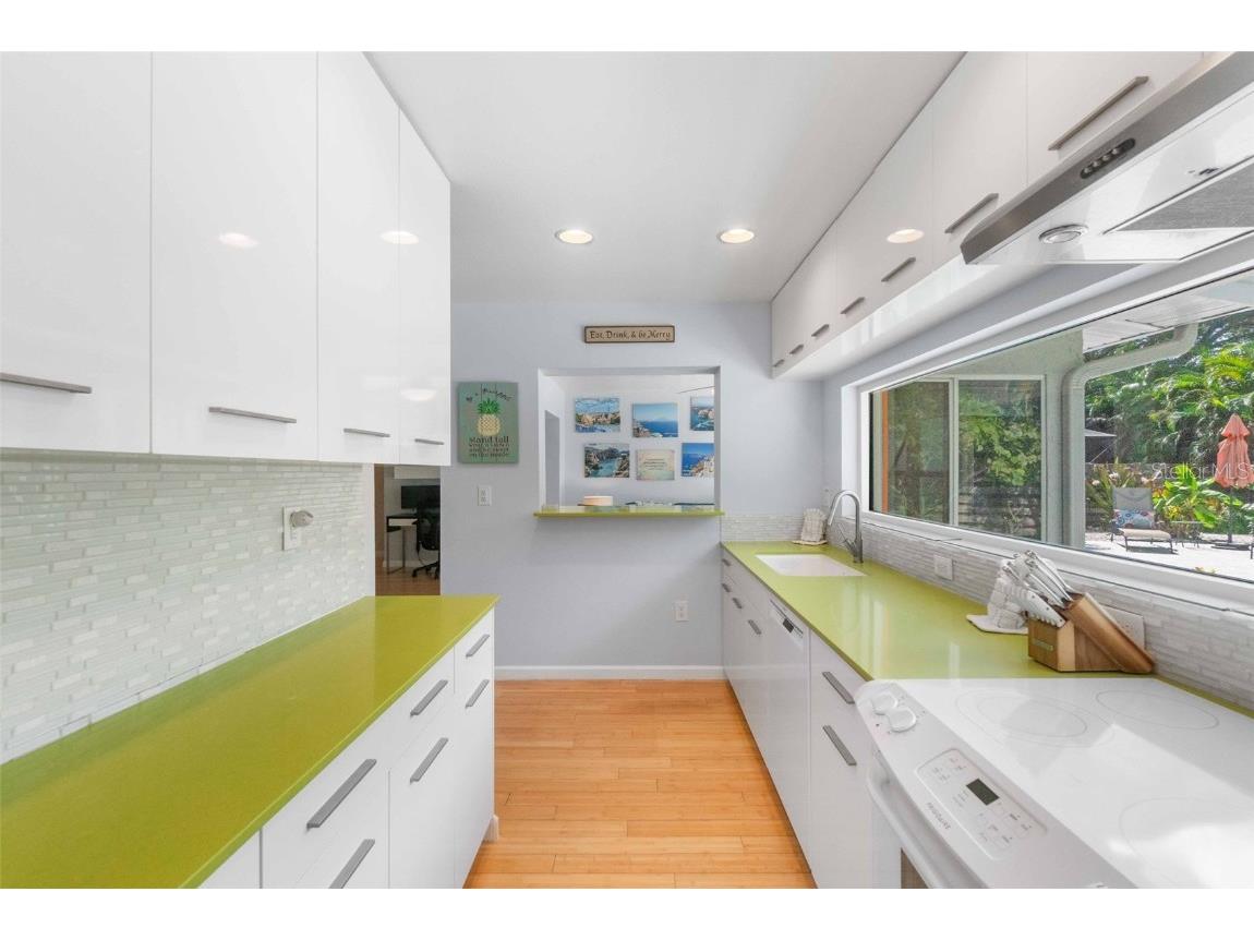 680 41st Street Sarasota FL 34234 A4673801 image13