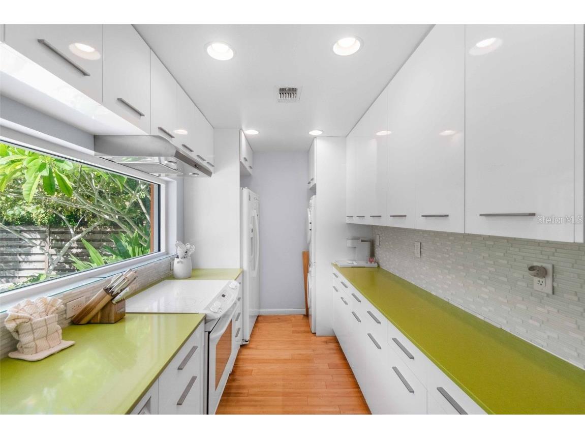 680 41st Street Sarasota FL 34234 A4673801 image14